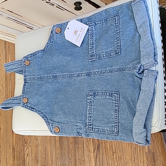 LC Lauren Conrad Other - NWT Lauren Conrad shortalls 18 mo